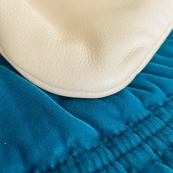 Authentic YSL Bag - Picture 11 of 16